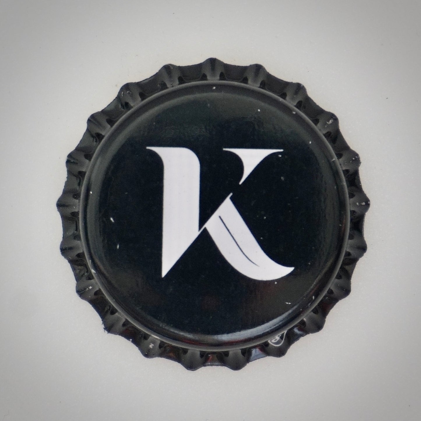 H&K Brewery (Kronkorken - Switzerland Beer unused 009)