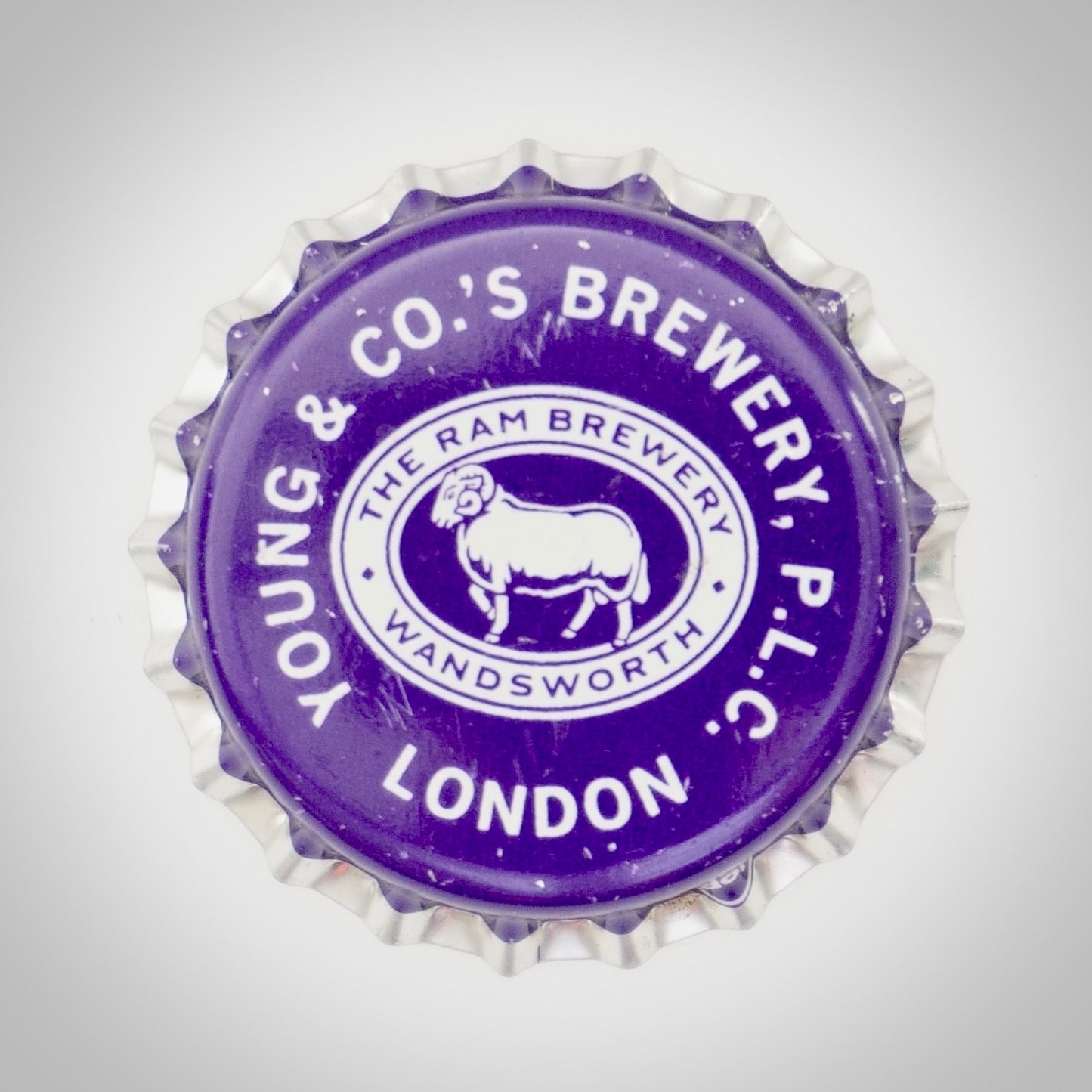 Young & Co.’s Brewery (Kronkorken - UK Beer unused 062)