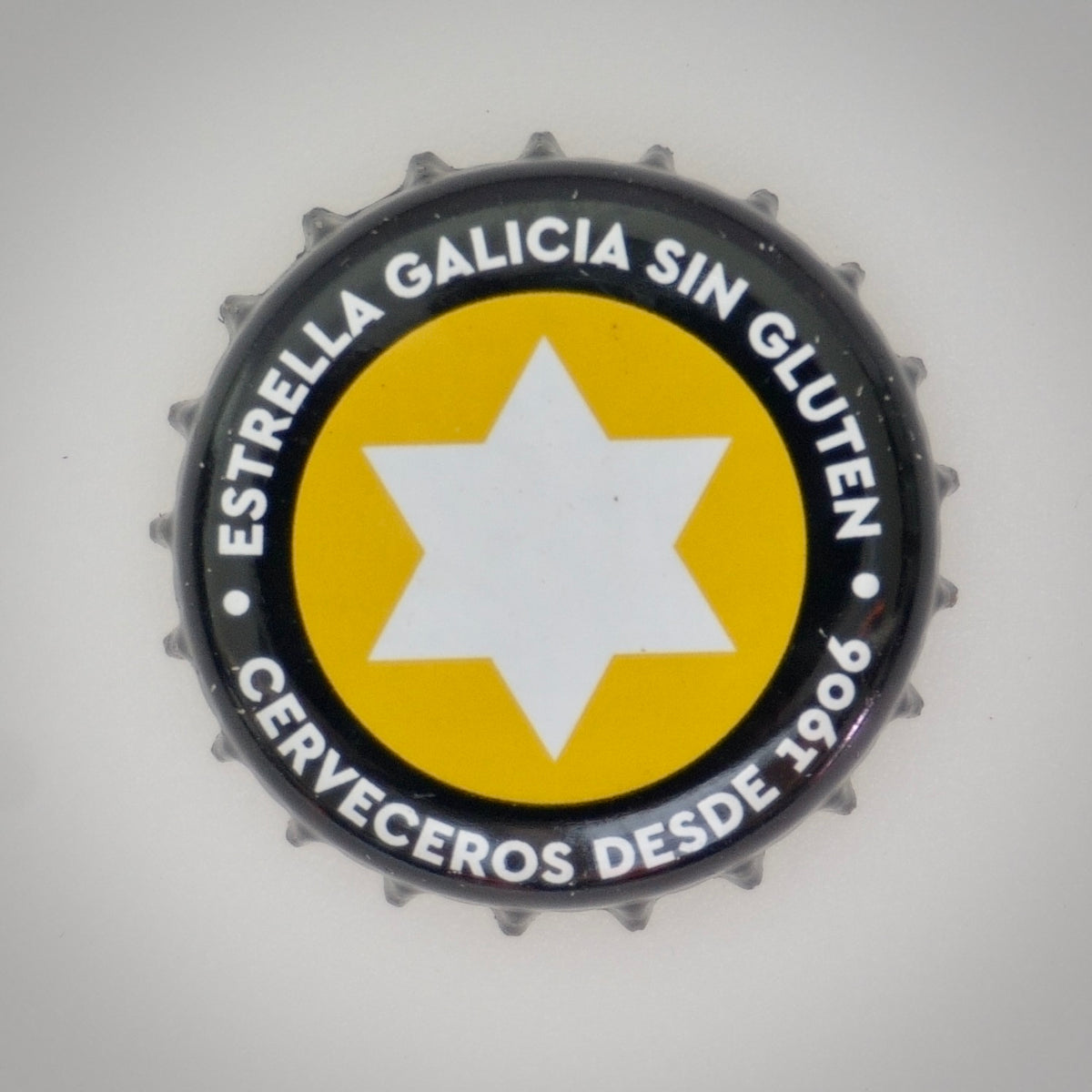 Estrella Galicia (Kronkorken - Spain Beer used 032)