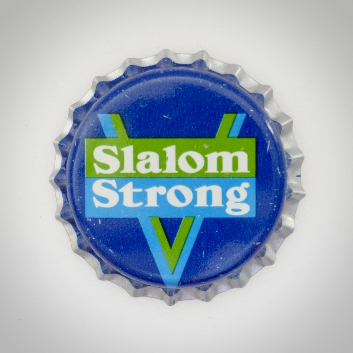 Slalom strong (Kronkorken UK Softdrink 054)