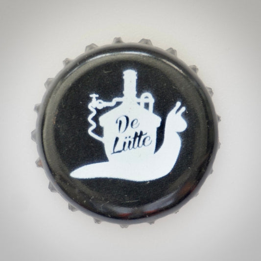 De Lütte (Kronkorken - Germany Beer used 018)