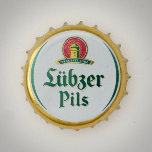 Lübzer (Kronkorken - Germany Beer used 097)