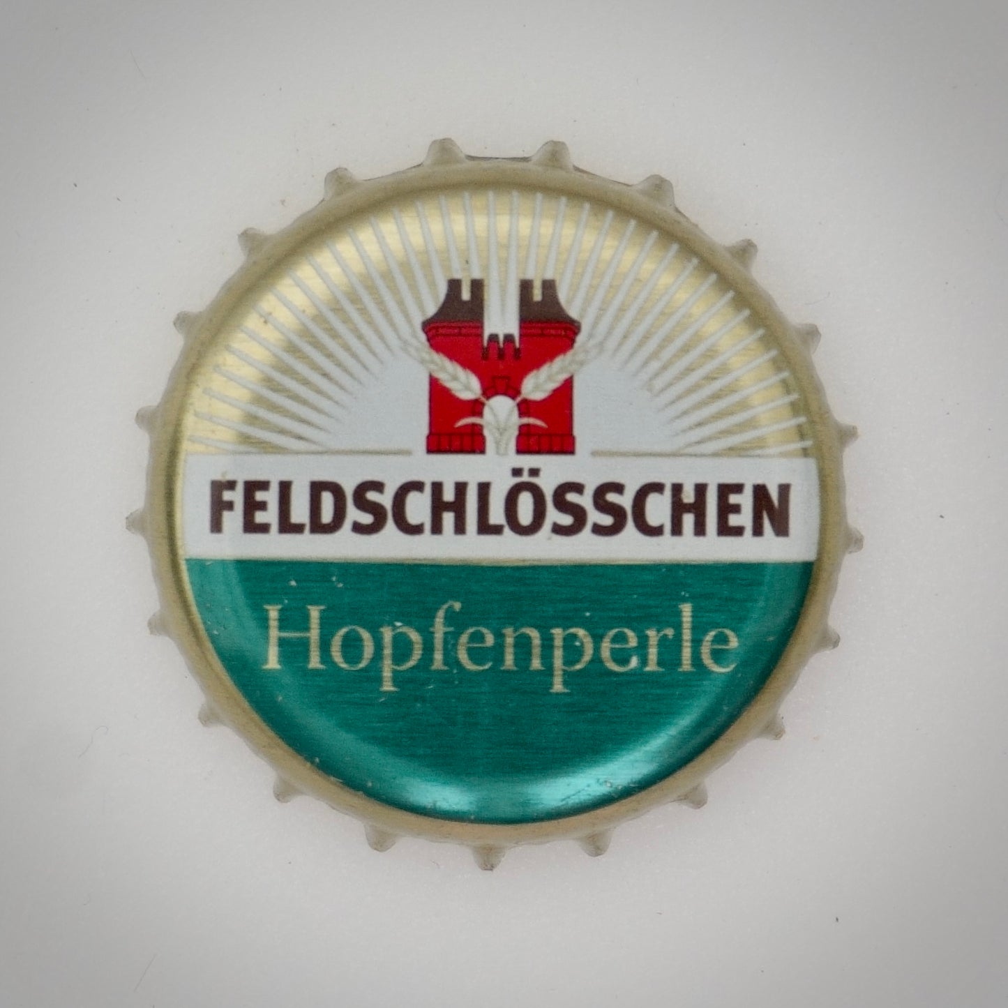 Feldschlösschen (Kronkorken - Switzerland Beer used 005)