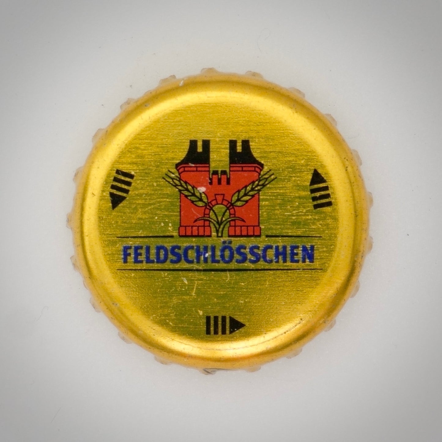 Feldschlösschen (Kronkorken - Switzerland Beer used 008)
