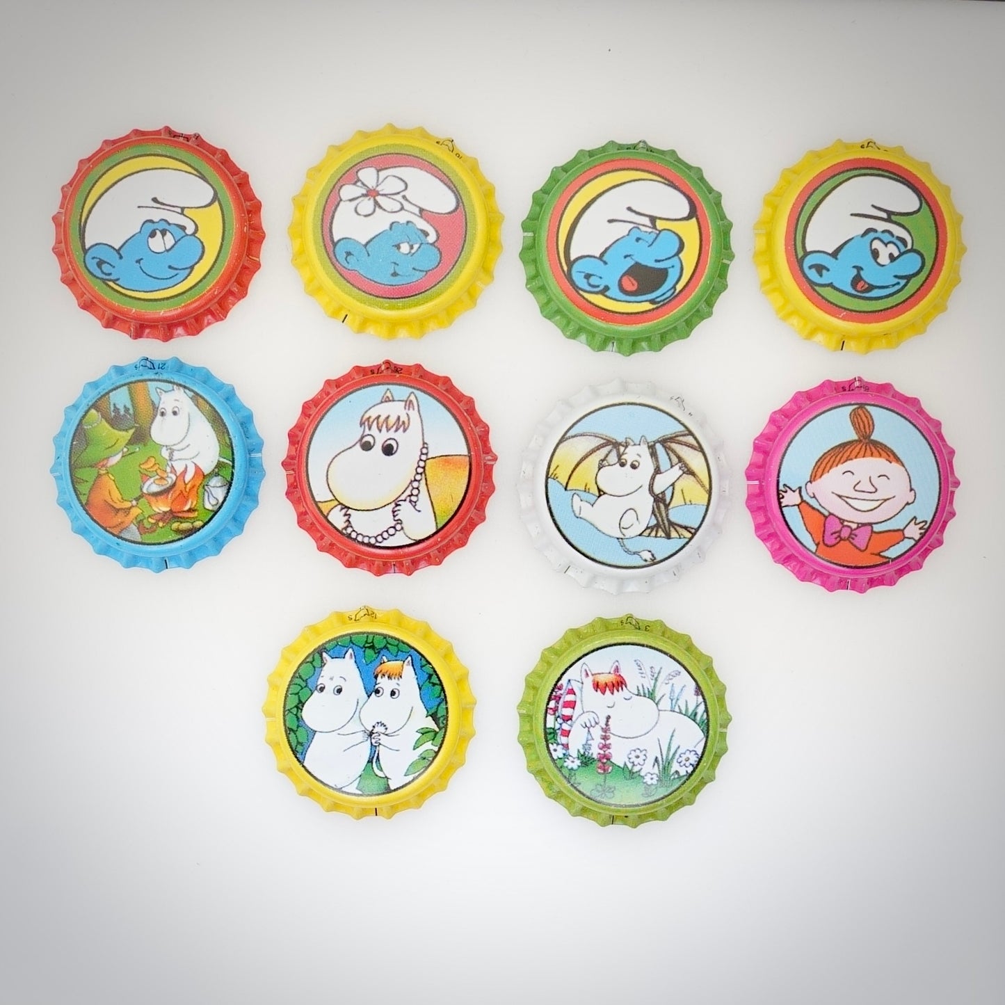 Smurf and Moomins (Kronkorken Finland Sets & Series 001)