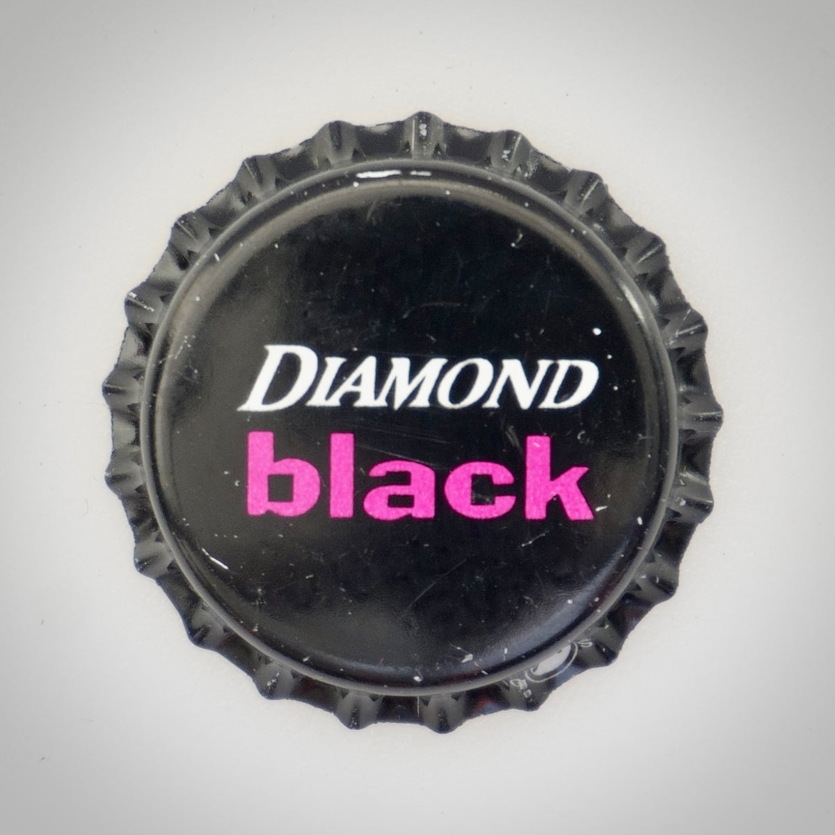 Diamond black (Kronkorken UK Softdrink 046)